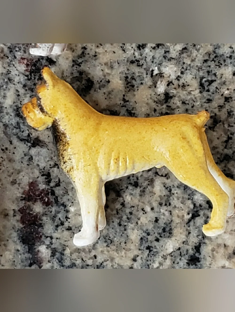 Cake Toppers 5 Dogs Plus 3 Beer Cans